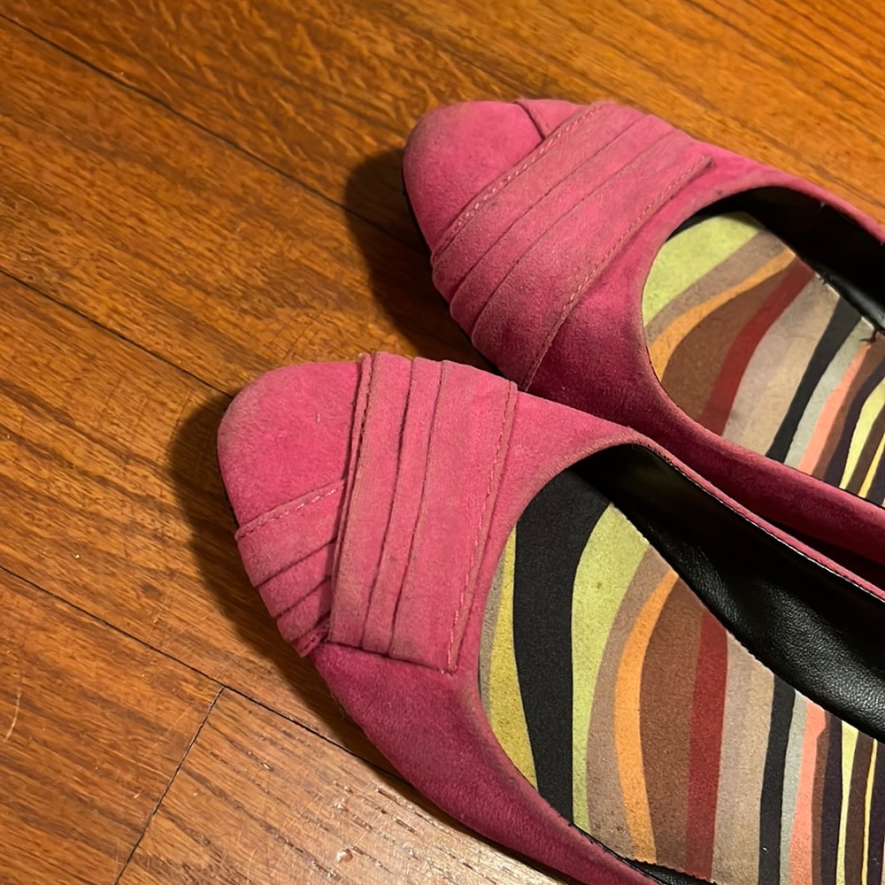 Elegant Barbie pink flats